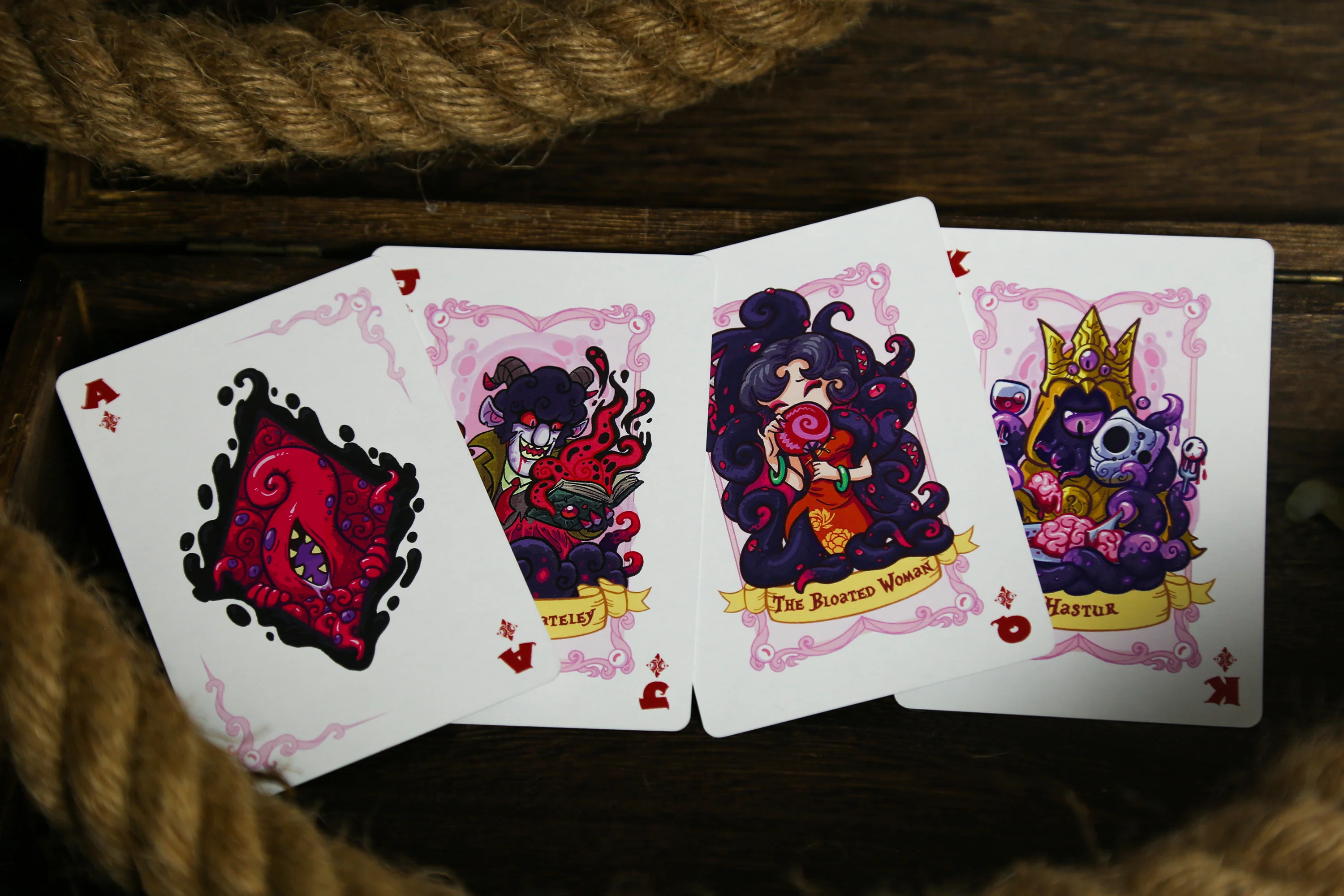 Arkham Archives Cthulhu Mythos Playing Cards - Image 6