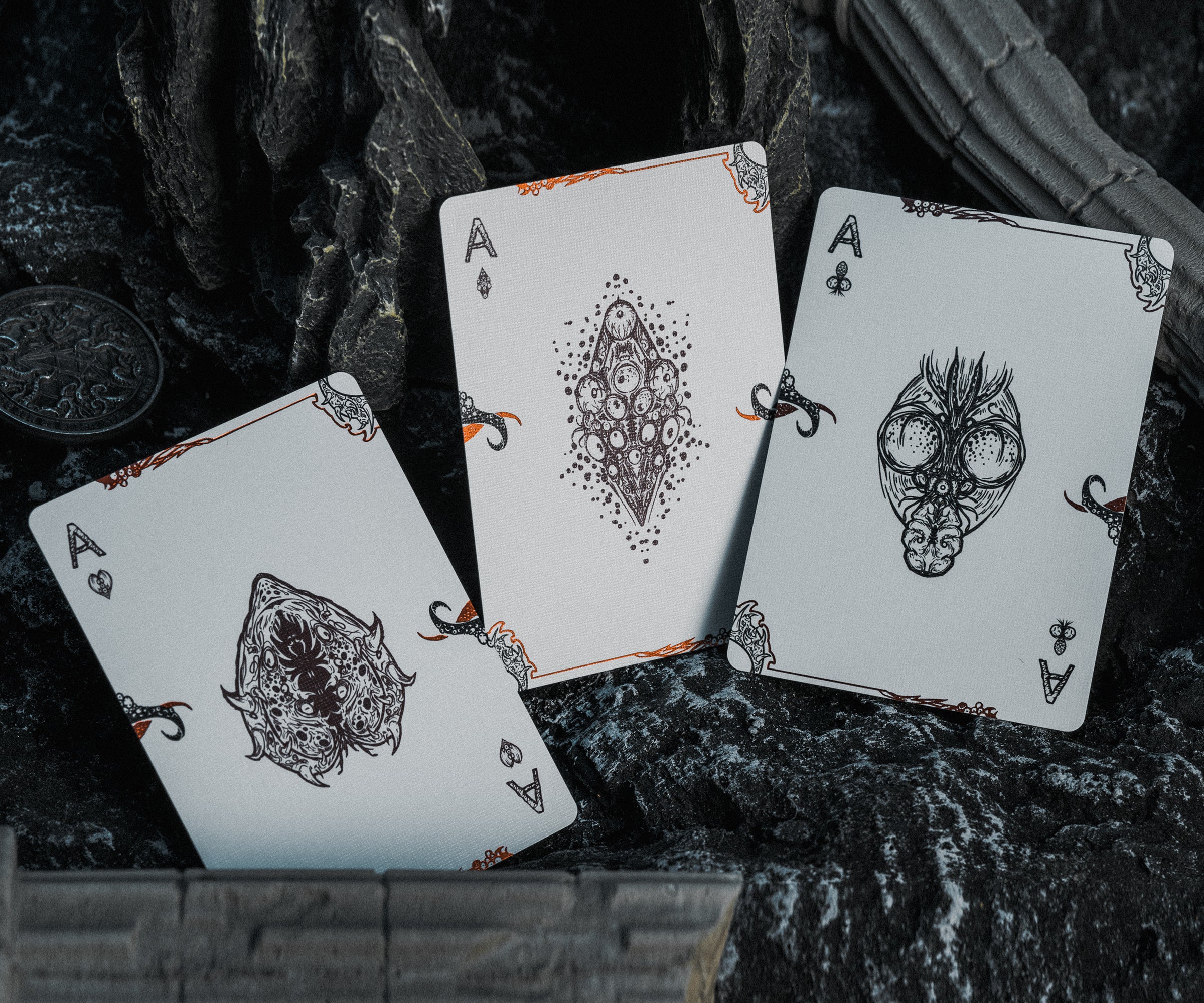 Curse of Chaos Cthulhu Mythos Playing Cards - Image 11