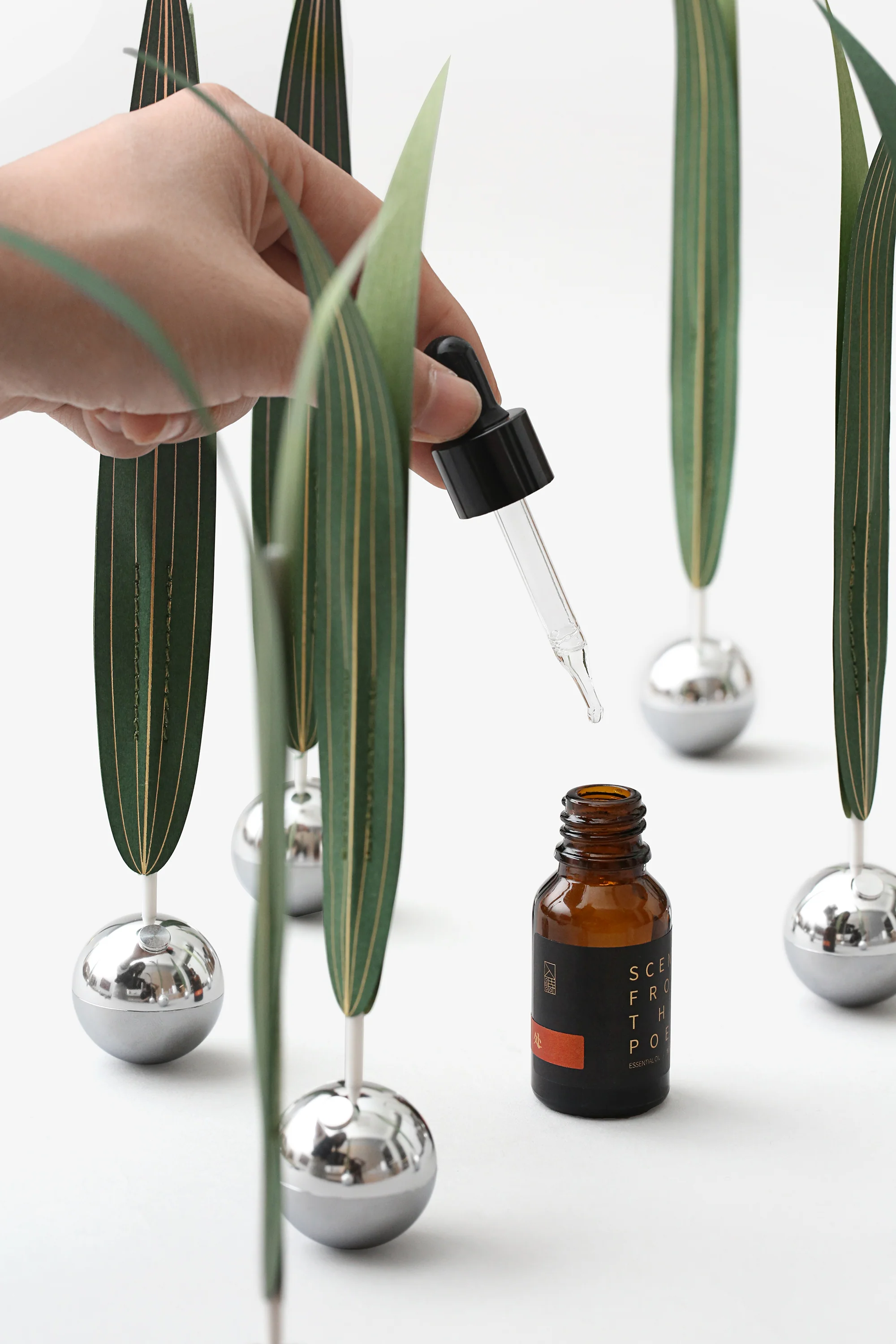Dancing Wind Essential Oil Diffuser - Image 9