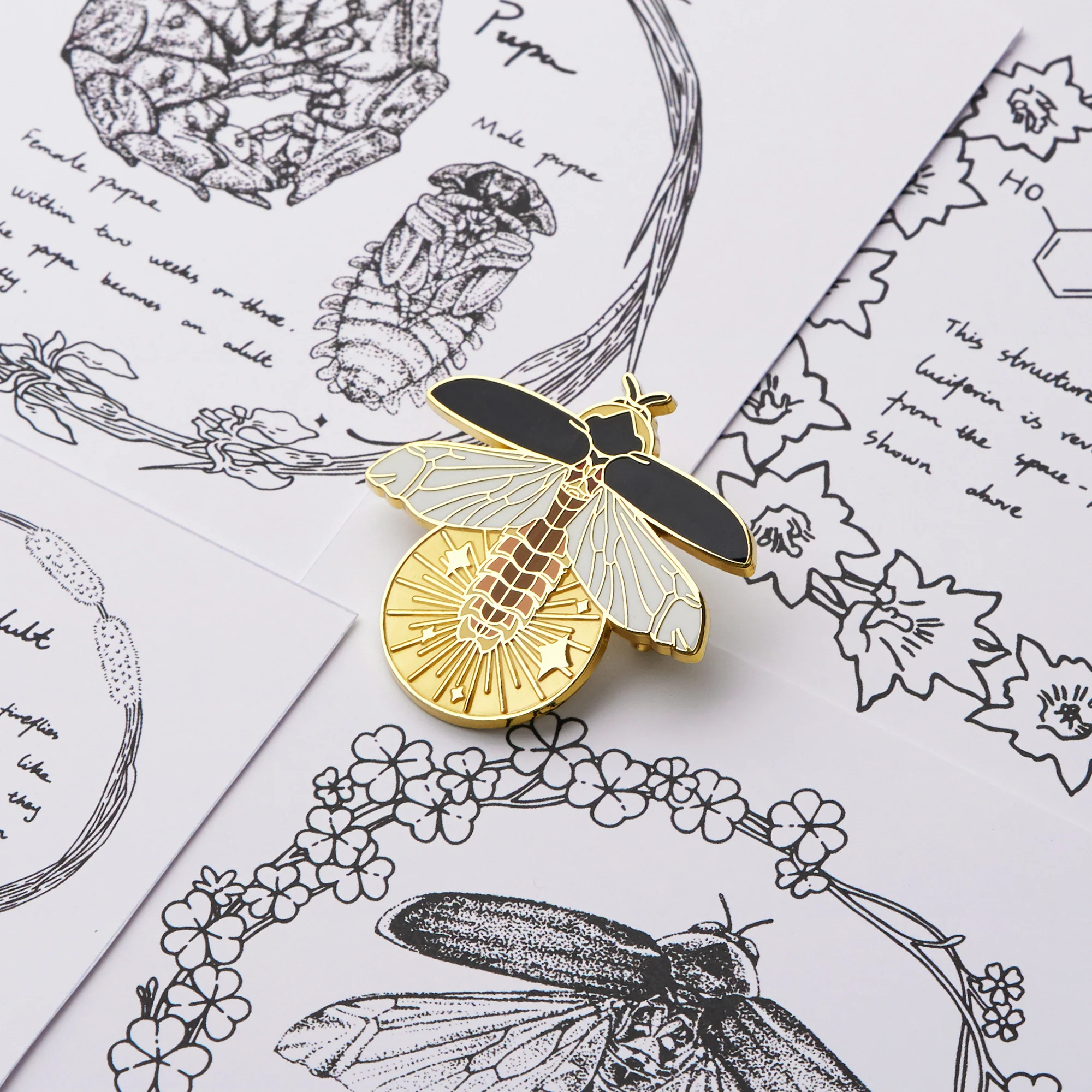 daparo Glow-in-the-Dark Enamel Pins "Yunnan Firefly"