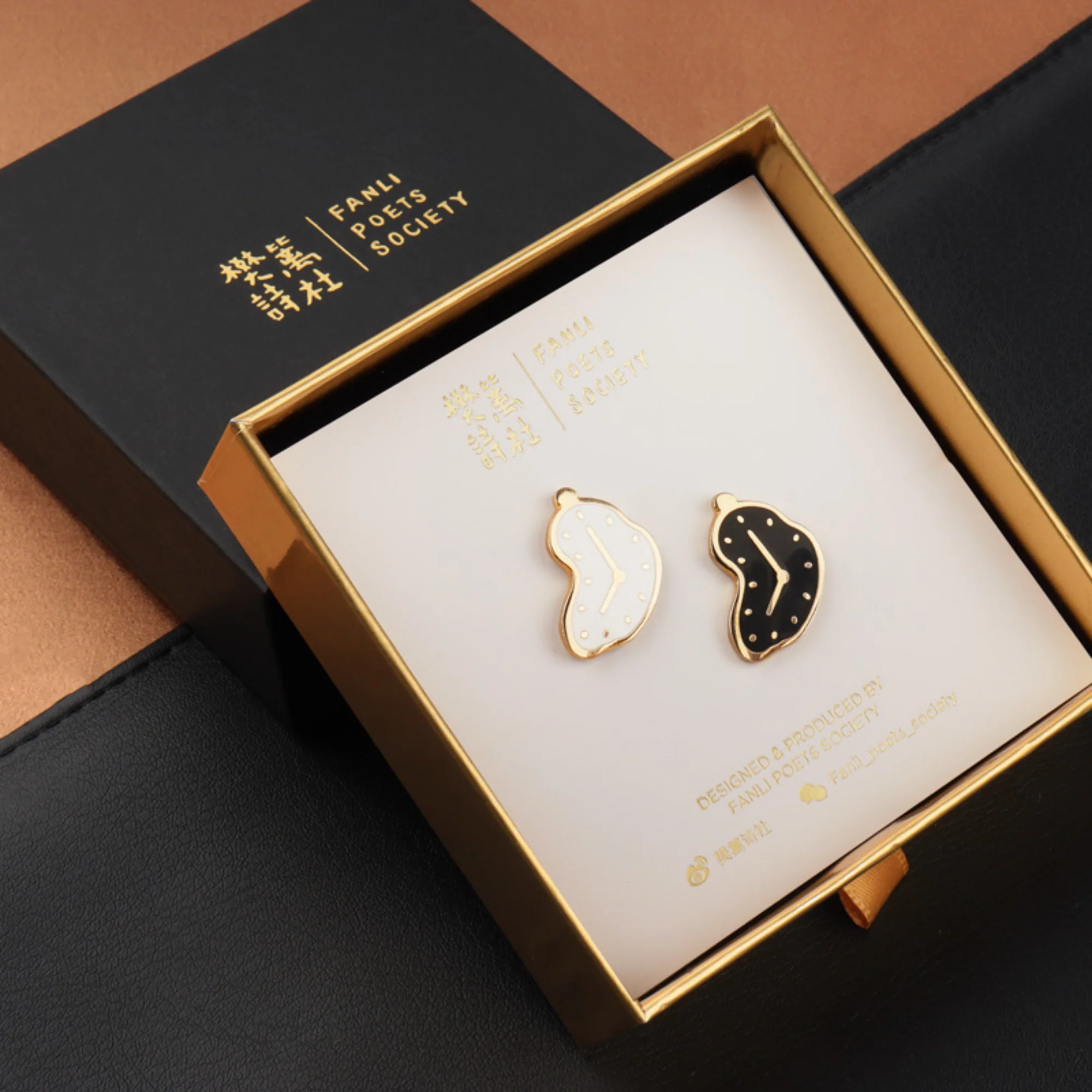 Fanli Enamel Pins "Clock" - Image 10