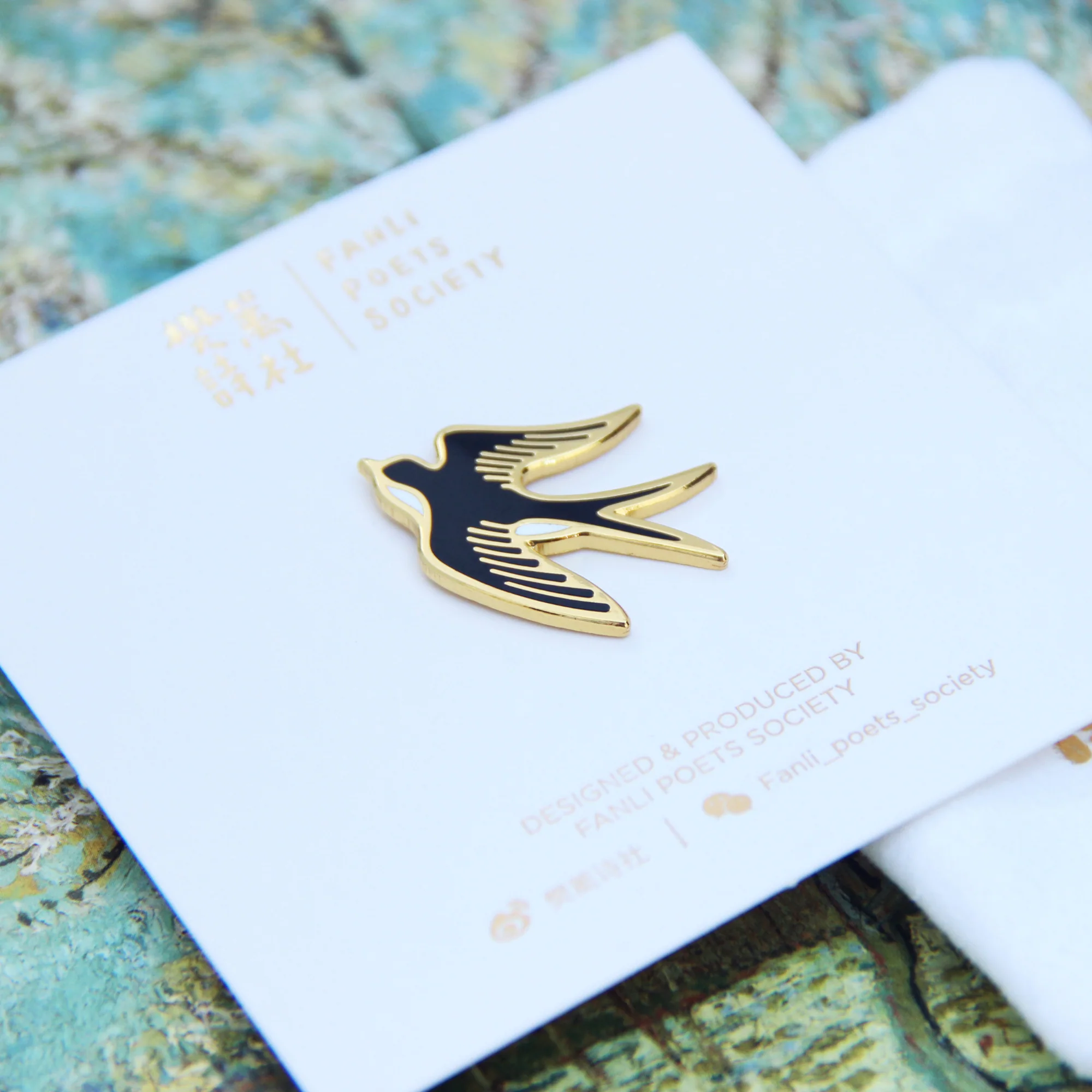 Fanli Enamel Pins "Swallow" - Image 6