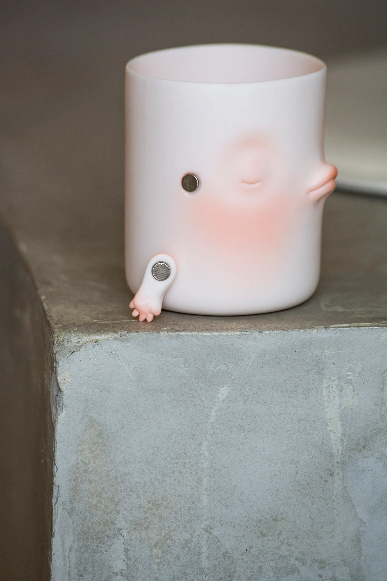 LIUXINYU Planet HUG Porcelain Tableware  "nono" - Image 6