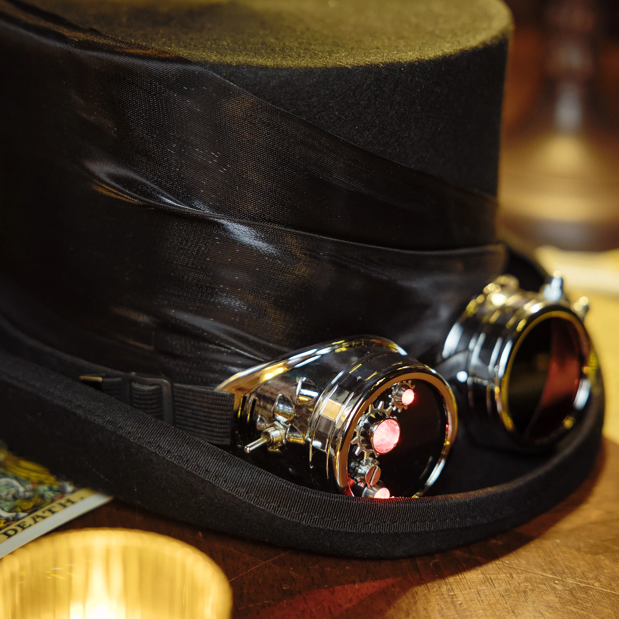 Lord of Mysteries Klein Series Half Top Hat with Light-Up Goggles - Image 5