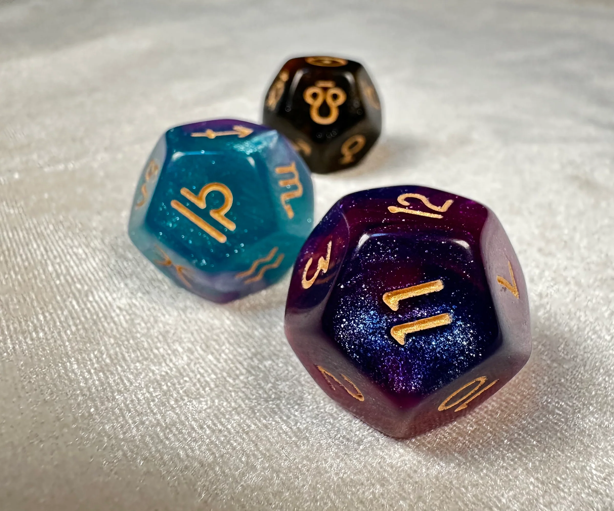 Meteodice Galaxy-Themed D12 Astrology Dice - Image 7