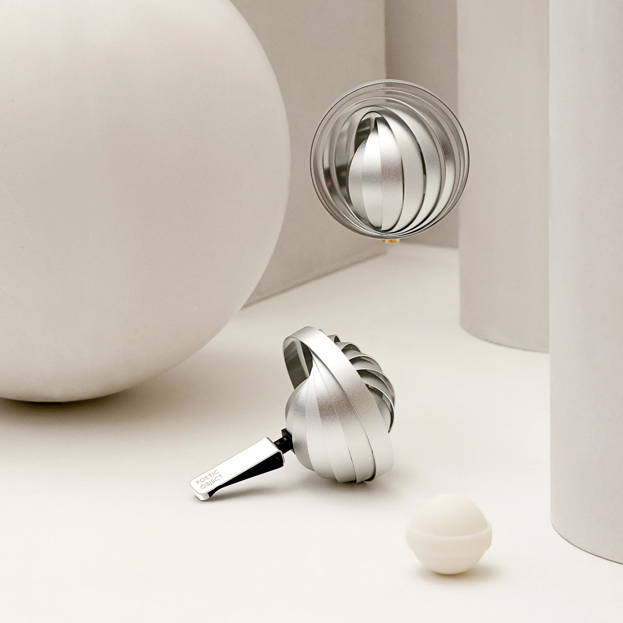 Never-Ending Cycle Car Fragrance Diffuser - Image 7