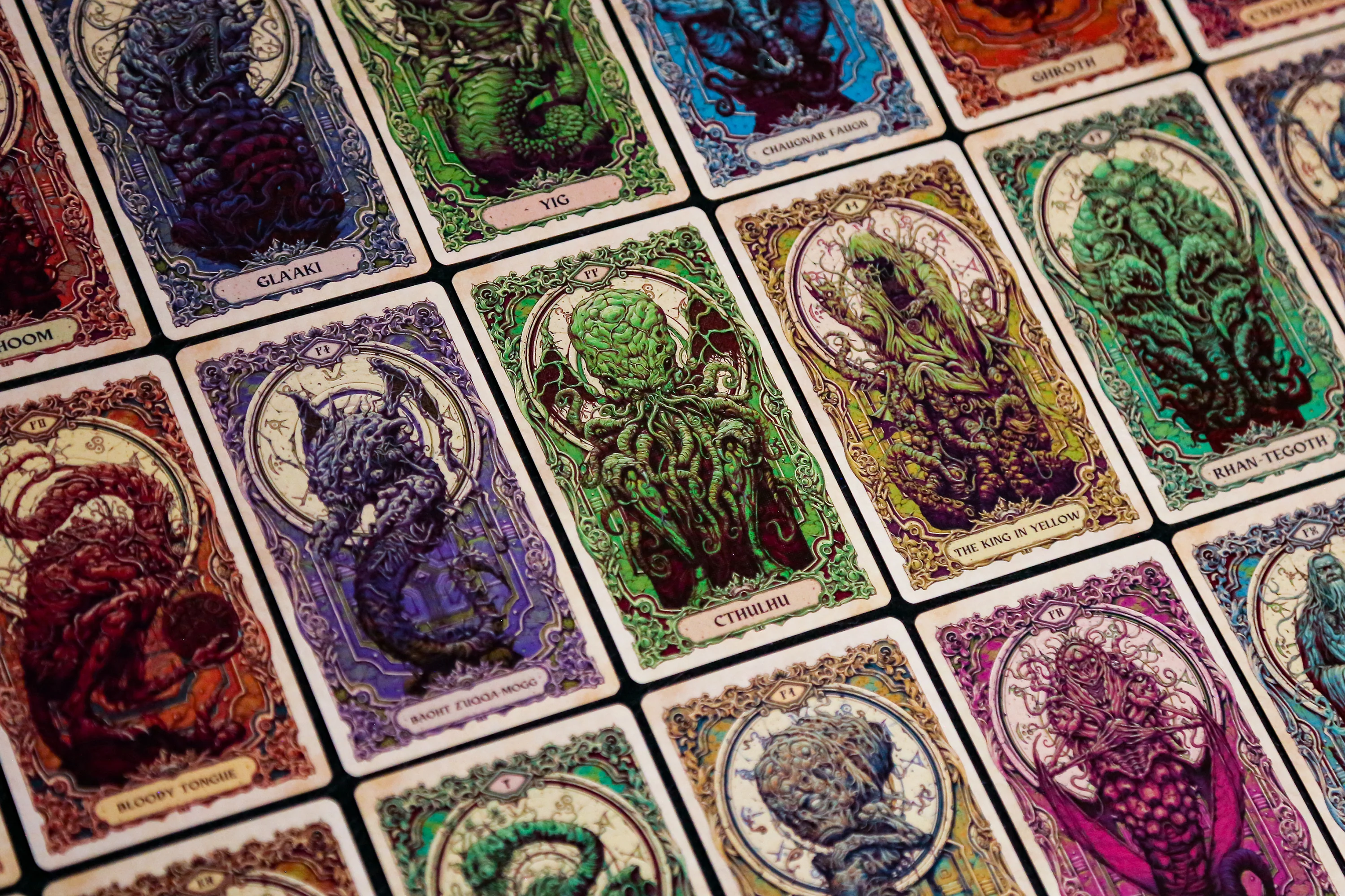 Reflections on the Wall Cthulhu Mythos Oracle - Image 8