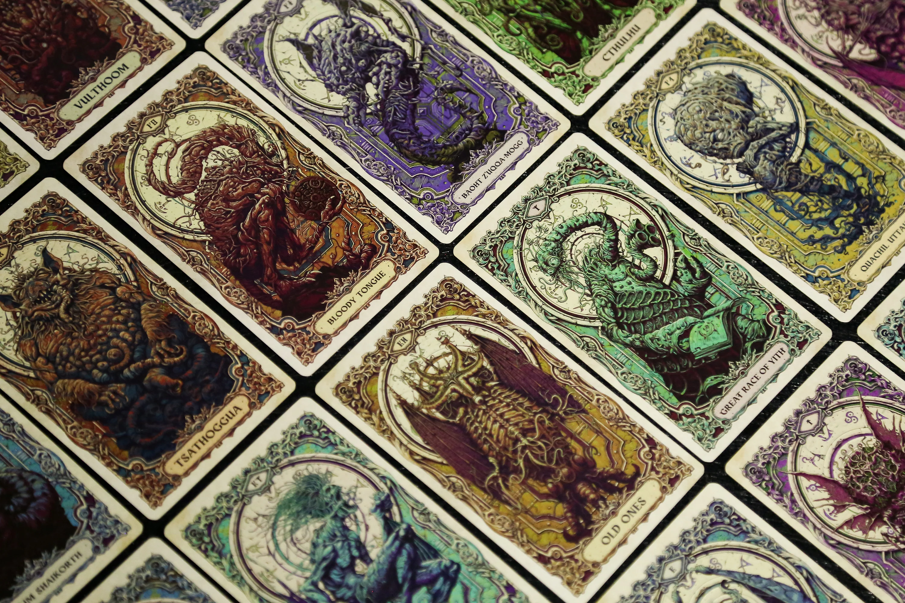 Reflections on the Wall Cthulhu Mythos Oracle - Image 9