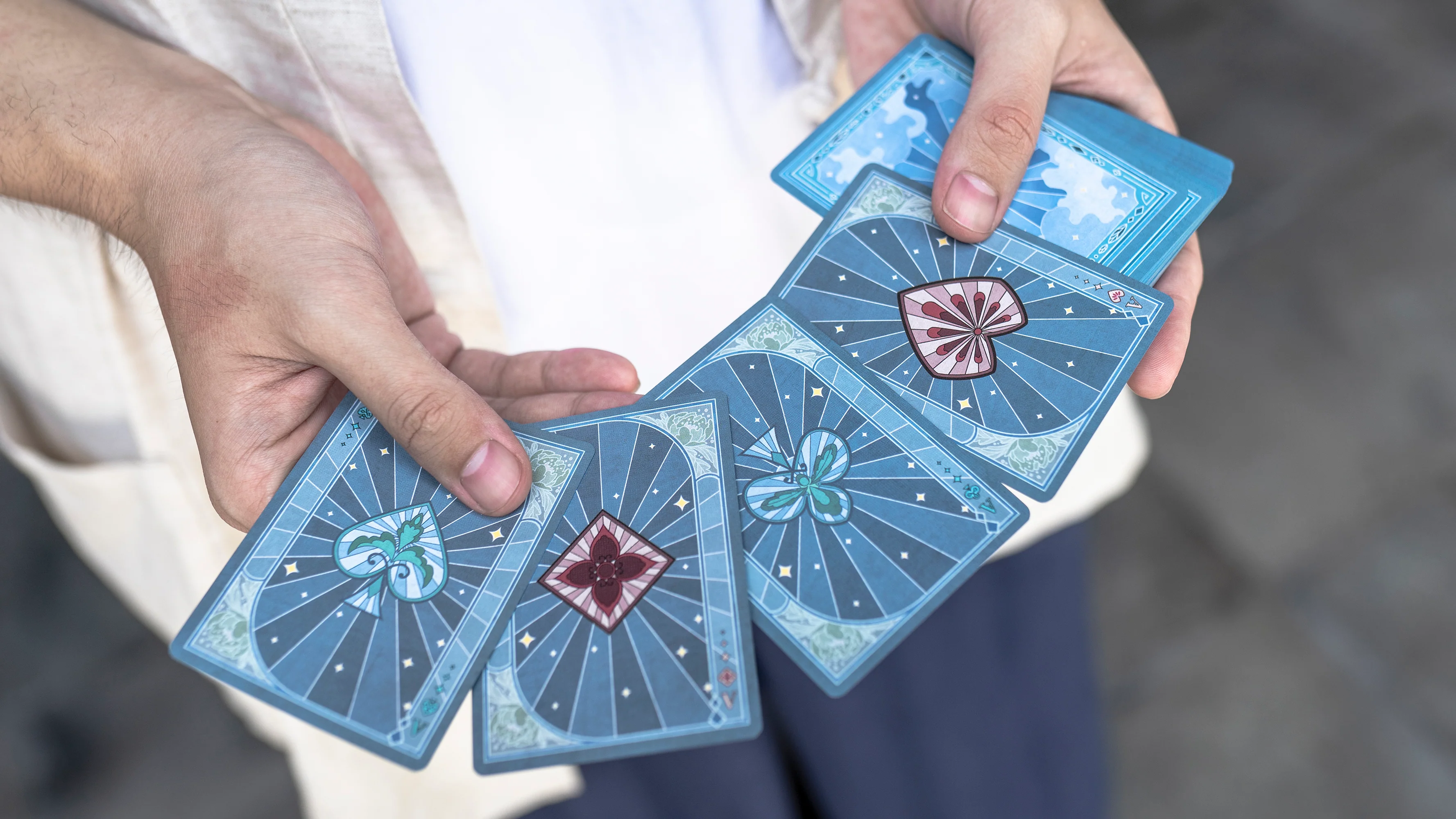 Rouge Scented Playing Cards - Image 15