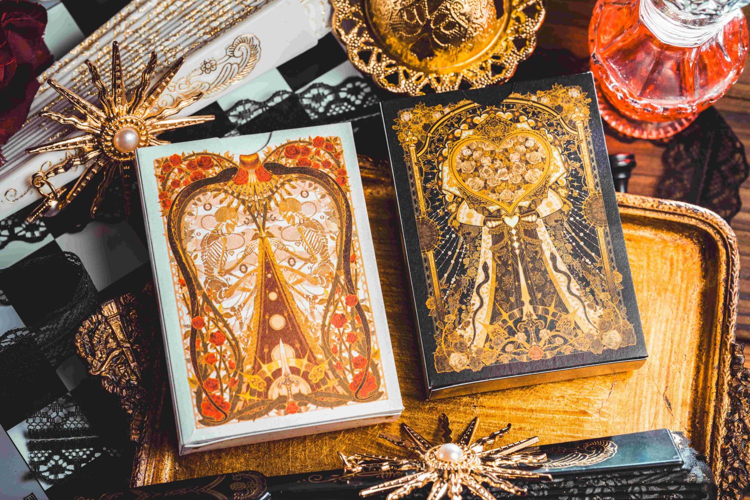 Silence Playing Cards V3: Twins - Image 3