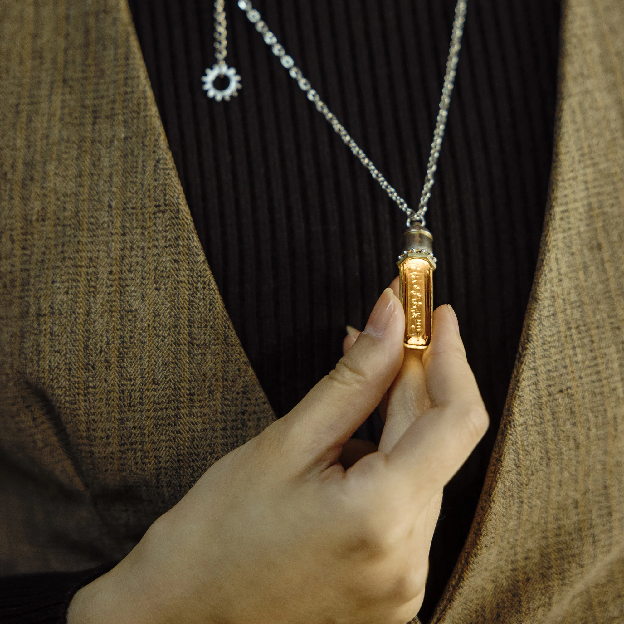 Stellar Wick Handcrafted Steampunk Light-Up Necklace - Image 4
