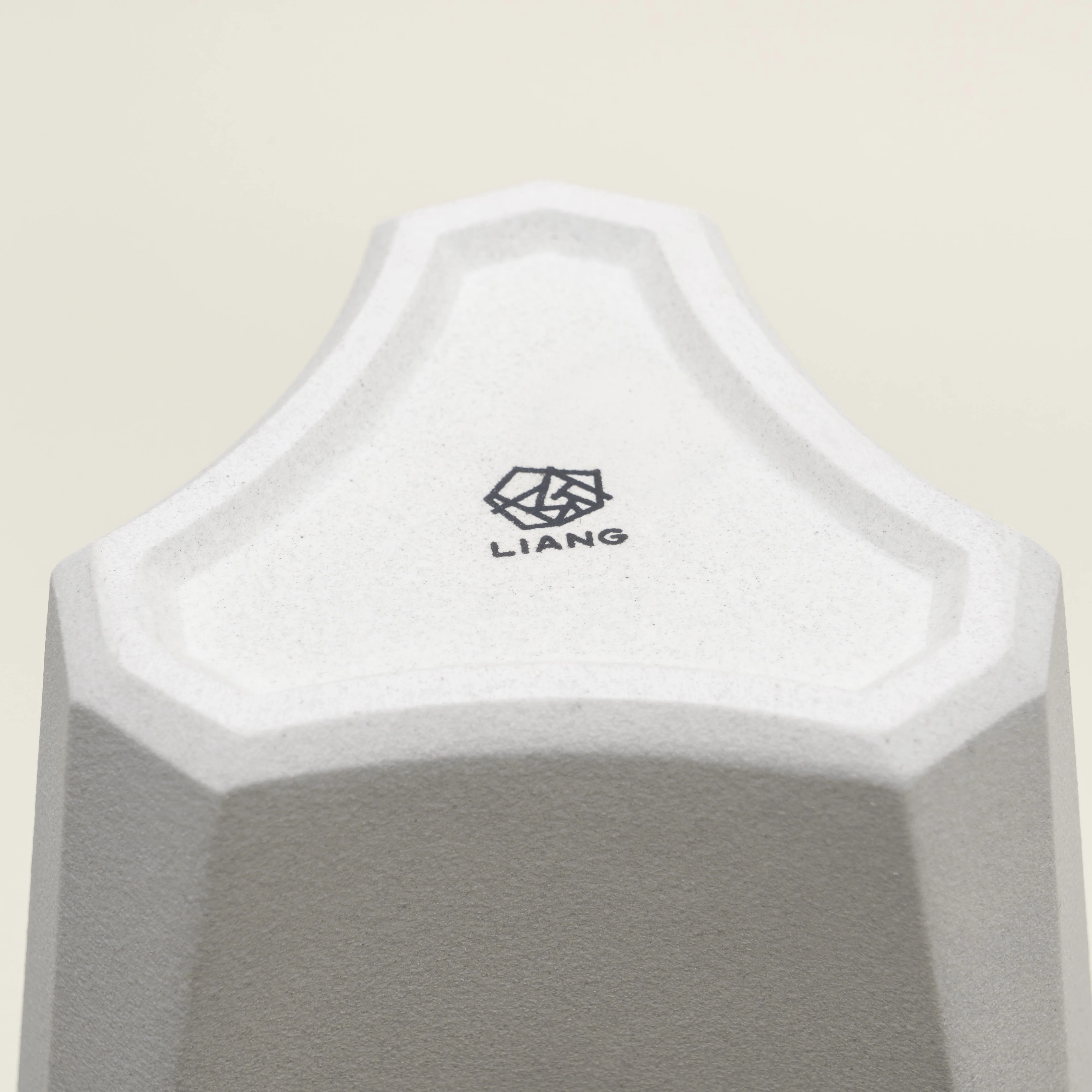 Mei Vase - Image 5