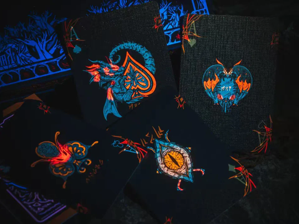 The Voice of the Dragon Playing Cards - Image 14