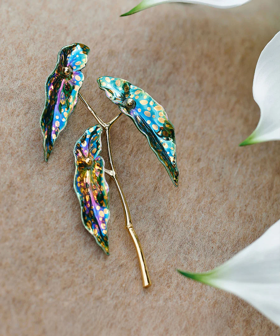 YIHE Ceramic Brooches "Begonia" - Image 3