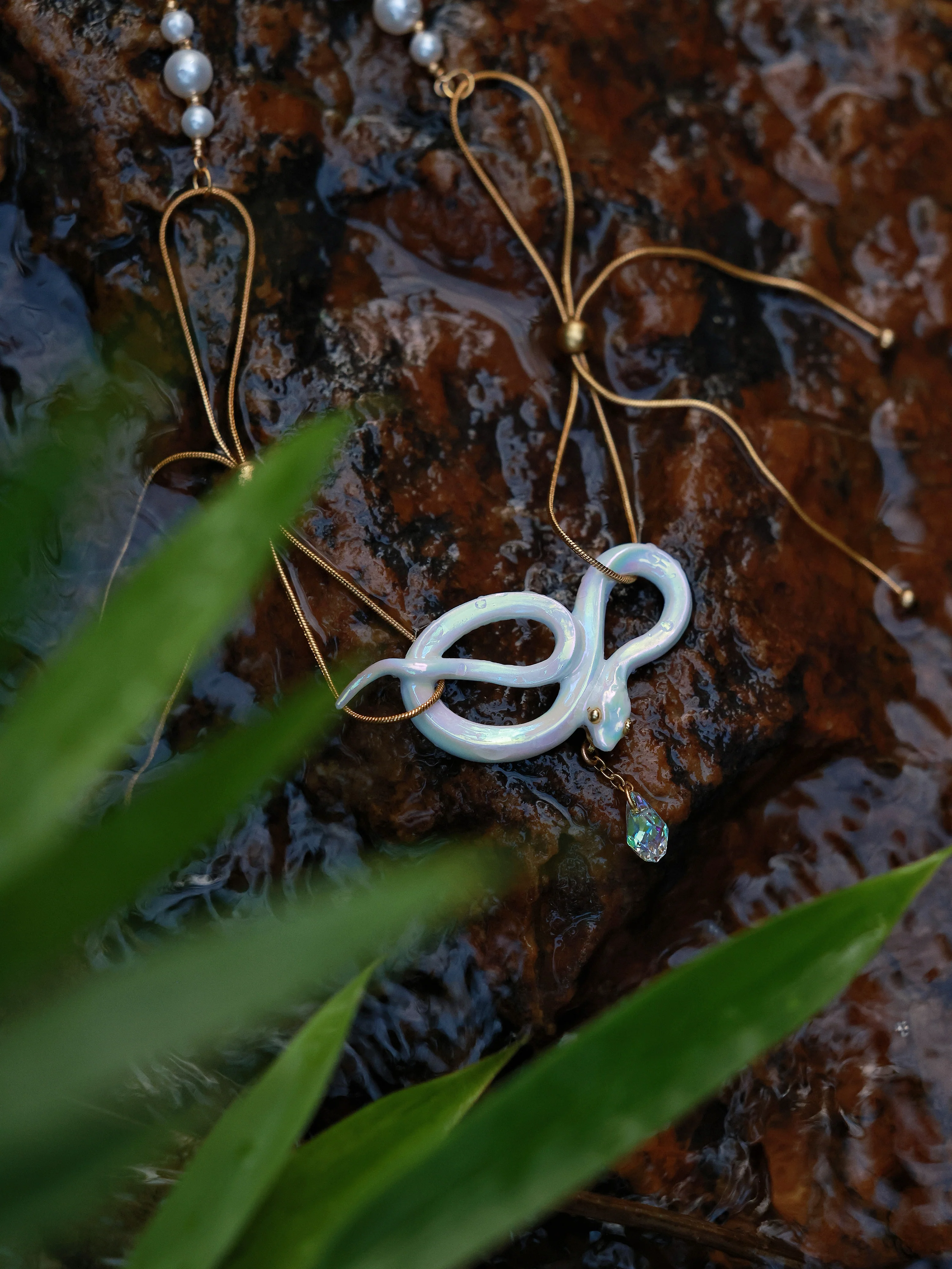 YIHE Ceramic Jewelry "Infinity Snake" - Image 13